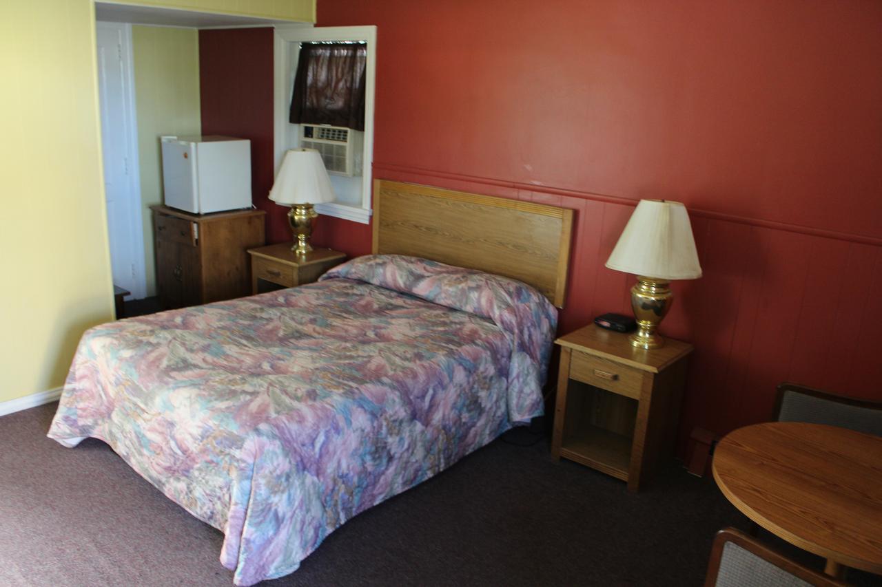 Crest Motel Bartlett 외부 사진